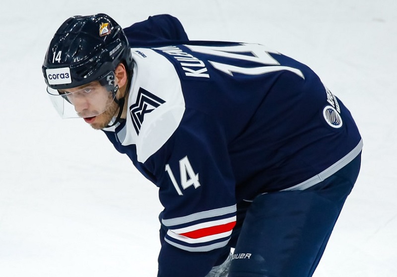 100 goals by Nikolay Kulemin in the regular seasons in Superleague and KHL championships for Metallurg